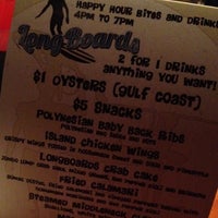 Das Foto wurde bei Longboards Seafood Restaurant von Vaughan D. am 7/29/2012 aufgenommen