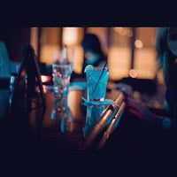 8/30/2012 tarihinde Fabriceziyaretçi tarafından Wood35 Restaurant Bar'de çekilen fotoğraf