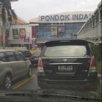 Photo taken at Jalan Sultan Iskandar Muda (Arteri Pondok Indah) by Zidane on 4/30/2012
