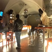 1/4/2012 tarihinde Pizzeria Pisa T.ziyaretçi tarafından Pizzeria Pisa Le Tre Forchette'de çekilen fotoğraf