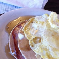 Photo taken at Bunny&amp;#39;s  Hasty Tasty Pancake House by Alan C. on 8/22/2011