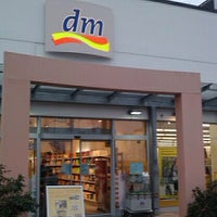รูปภาพถ่ายที่ dm-drogerie markt โดย ᴡ T. เมื่อ 3/17/2011