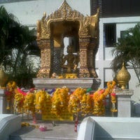Photo taken at พระพรหมสินธร by Thun Aong P. on 1/23/2012
