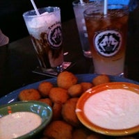 Photo taken at Scotty&amp;#39;s Brewhouse by Gina H. on 6/3/2012
