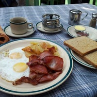 Photo taken at Mikes Breakfast by Kenn T. on 10/5/2011