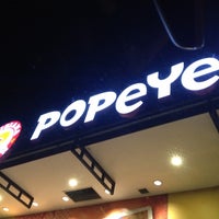 Photo taken at Popeyes Louisiana Kitchen by Maggie Q. on 3/1/2012