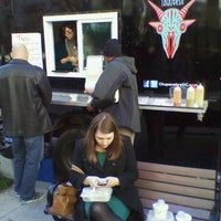 Photo taken at Chupacabra Food Truck by nicky w. on 1/6/2012