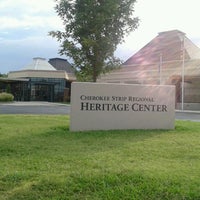 Foto scattata a Cherokee Strip Regional Heritage Center da Dave K. il 8/3/2012