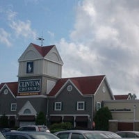 clinton nike outlet