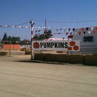 Photo taken at Topanga Canyon Pumpkin Patch by TJ M. on 9/23/2011