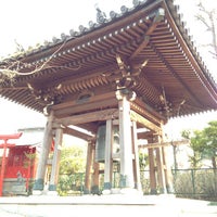 Photo taken at 室泉寺 by Asako I. on 3/20/2012