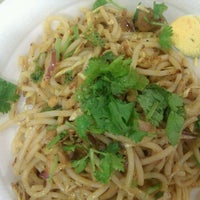 Photo taken at Shwe Kant Kaw Myanmar Cuisine by Sébastien Z. on 3/23/2012