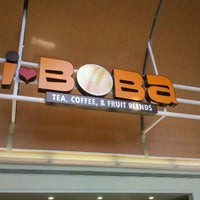 Photo taken at I Heart Boba by luis m. on 8/28/2011