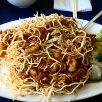 รูปภาพถ่ายที่ Hong Shing Chinese Restaurant โดย Jonathan P. เมื่อ 8/15/2012