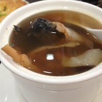 Photo taken at First Soup House 汤之家 by Jiayuan W. on 9/2/2012