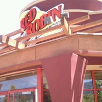 Photo taken at Red Robin Gourmet Burgers and Brews by askmehfirst on 5/9/2012