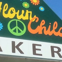 Foto tirada no(a) Flour Child Bakery por Eleni A. em 8/25/2012