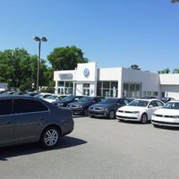 รูปภาพถ่ายที่ Savannah Volkswagen โดย GaySavannah O. เมื่อ 4/9/2012