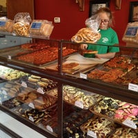 D'Amato's Bakery - West Town - 1124 W Grand Ave