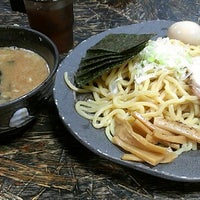 Photo taken at つけ麺 中華そば 渕 by Hiro K. on 8/11/2012