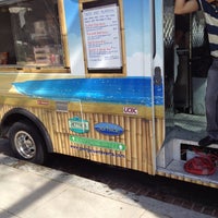 Photo taken at Surfside Food Truck by EnriKe K. on 3/15/2012
