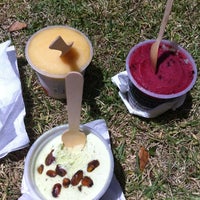 Photo taken at Palazzolo&amp;#39;s Artisan Gelato &amp;amp; Sorbetto Truck by D C. on 7/7/2012