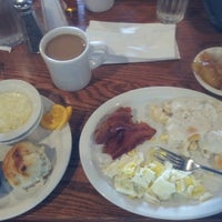 Photo taken at Cracker Barrel Old Country Store by Nora S. on 7/29/2012