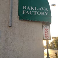 5/31/2012 tarihinde Alena S.ziyaretçi tarafından Baklava Factory'de çekilen fotoğraf