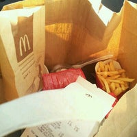 Photo taken at McDonald&amp;#39;s by ShereKhen M. on 6/17/2012