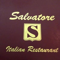 Das Foto wurde bei Salvatore Italian Restaurant von Joey D. am 3/5/2012 aufgenommen