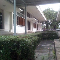 Photo taken at อาคารบางนา 6 (BNB 6) by Moohpee M. on 9/2/2012
