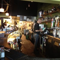 Foto diambil di Jackson&#39;s Bar &amp; Bistro oleh Cydney P. pada 7/25/2012