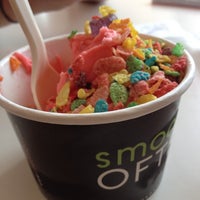 Photo taken at Smooch Frozen Yogurt &amp;amp; Mochi by Lindsey on 6/16/2012