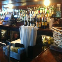 Foto diambil di Mulligan&amp;#39;s Grill And Pub oleh Guy L. pada 1/7/2012