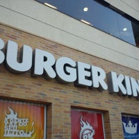Photo taken at Burger King by Ricardo O. on 11/21/2011