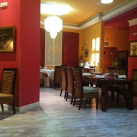 Foto diambil di Restaurante Homarus oleh Sergio G. pada 8/19/2011