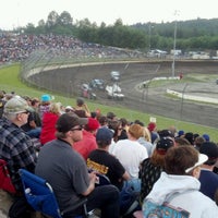 Снимок сделан в Skagit Speedway пользователем David Y. 7/8/2012