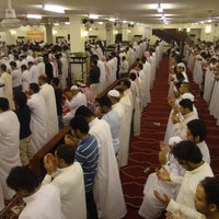 Photo taken at Abo Dhar Masjed جامع أبوذر الغفاري by Mohammed A. on 7/23/2012
