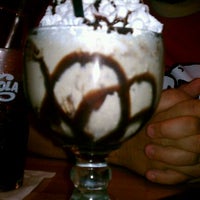 Photo taken at Applebee&amp;#39;s Grill + Bar by Drew P. on 10/17/2011