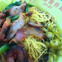 Photo taken at 51 Ming Fa Wanton Egg Noodle by Papercut ©. on 5/14/2011