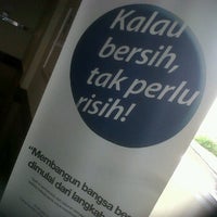 Photo taken at Pusat Pelaporan dan Analisis Transaksi Keuangan (PPATK) by Friscarona H. on 3/1/2012