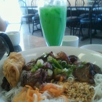 Photo taken at Pho 99 Vietnamese Noodle Soup Restaurant by Mai P. on 9/5/2011