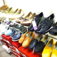 Regal 佐野アウトレット店 Shoe Store In 佐野市