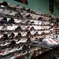sneaker city