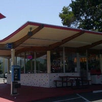 Photo taken at Dairy Queen by Tony Z. on 7/27/2011