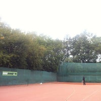 Photo taken at Теннисный клуб &amp;quot;MAXTENNIS&amp;quot; by Stas_Rogozin on 8/21/2012