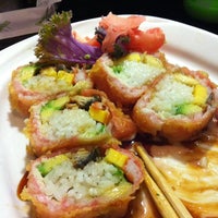 Das Foto wurde bei Hiro Japanese Steak House And Sushi Bar von Kitty K. am 3/13/2011 aufgenommen