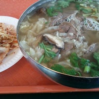 Photo taken at Chinese-Korean Noodles &amp; Dumpling by Li-Hsuan L. on 11/24/2011