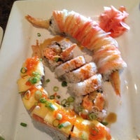 Foto tomada en Nagoya Japanese Restaurant &amp;amp; Sushi Bar  por John M. el 8/25/2012