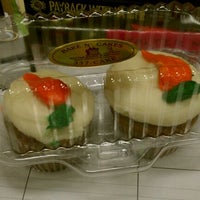 Снимок сделан в Bake N&amp;#39; Cakes пользователем Zandra B. 1/26/2012